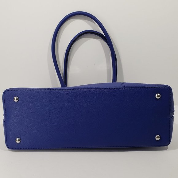 Tignanello Gorgeous Dark Blue Leather Handbag Satchel, Classic Shape and Color - Picture 4 of 13